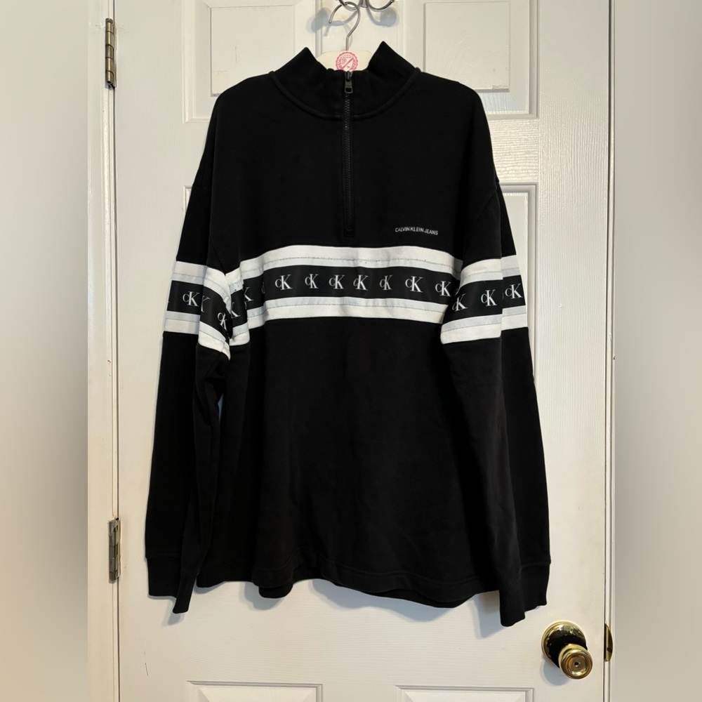Black XL Calvin Klein sweater
